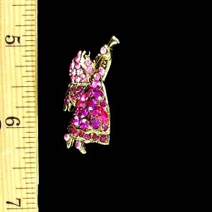 Vintageangelbroochpin_Angeltrumpetbrooch_pinkangeltrumpetpin_vintageangelpins_rhinestoneangelbrooch_rhinestoneangelpins_pinkrhinestoneangelpins_ladiesdesignerjewelry