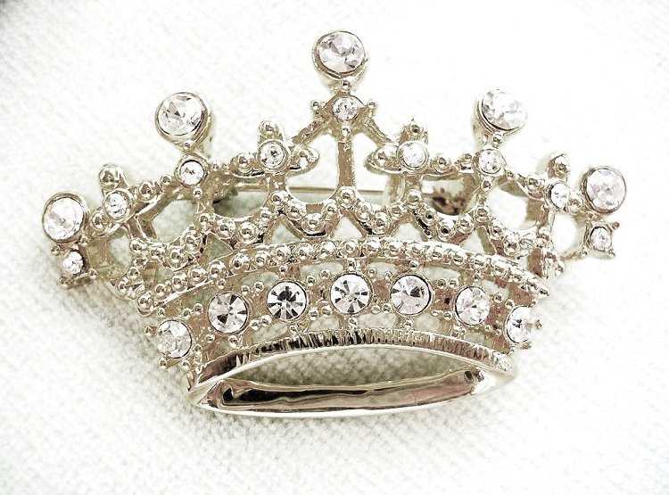 Vintage Silver Plate Crown Pin Brooch With Rhinestones, Vintage Rhinestone Crown Brooches Pins Princess Queen, Beauty Pageant Crowns, Miss America, Miss Universe, Ladies Designer Fashion Jewelry Crowns