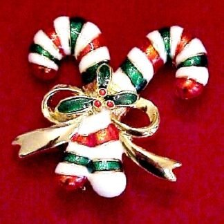 vintagecandycanepin_vintagecandycanebrooch_enamelcandycanepins_enamelcandycanepin_christmaspinsvintage_vintagechristmasbrooch_ladiesdesignerjewelry