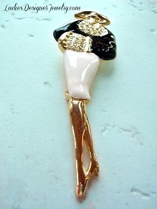 Vintage Lady Pave Diamond Rhinestone Hat Back White Enamel Pin Brooch, High Fashion Lady Pin Brooch 932, lady's designer fashion pins brooches