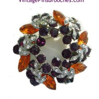 Gold Plate Vintage Purple Amethyst Hyacinth Diamond Rhinestone Holiday Christmas Wreath Brooch Pin, Estate Jewelry Christmas Wreath Brooches Pins Rhinestones, Holidays