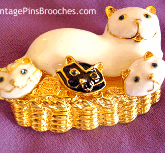 Vintage White Mothe Cat Kittens Pin Brooch Enamel